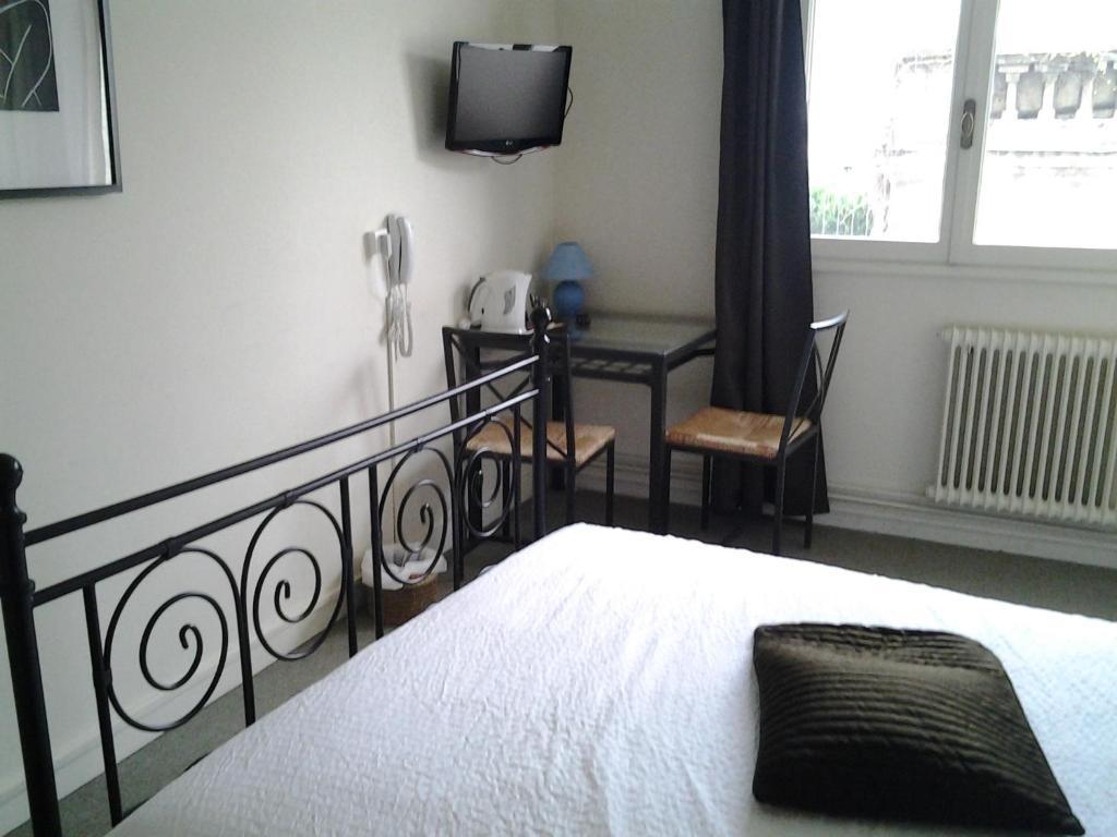 Hotel De Rouen Louviers Ngoại thất bức ảnh