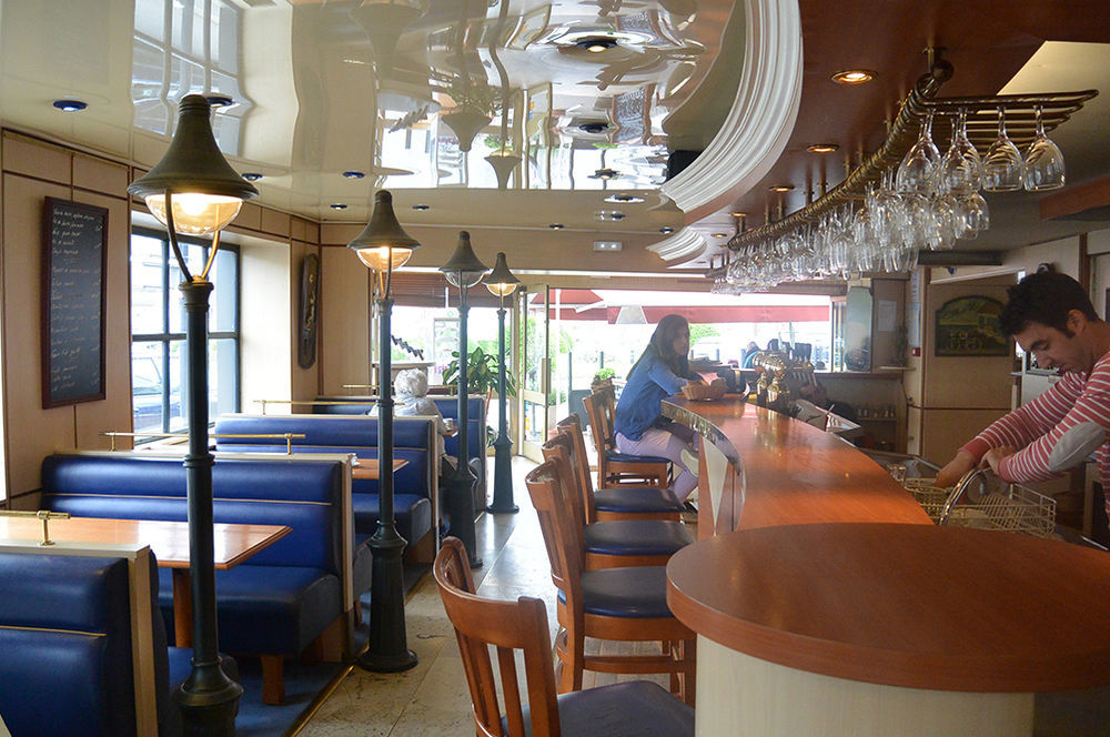 Hotel De Rouen Louviers Ngoại thất bức ảnh